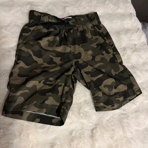 preowned, Old navy boys gray poly/spandex shorts, size 8